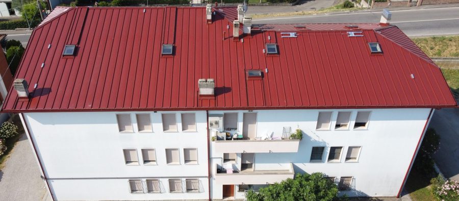 Fine lavoro Condominio Cantarana tetto lattonerie senza fori